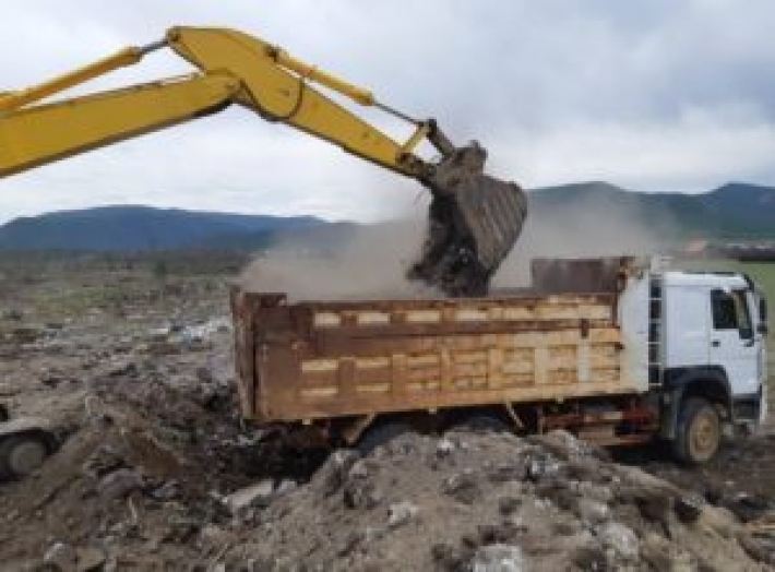 Хөвсгөл  аймгийн эрдэнэбулган сум эгийн голын эх орчим байрлах хогийн цэгийг нүүлгэлээ